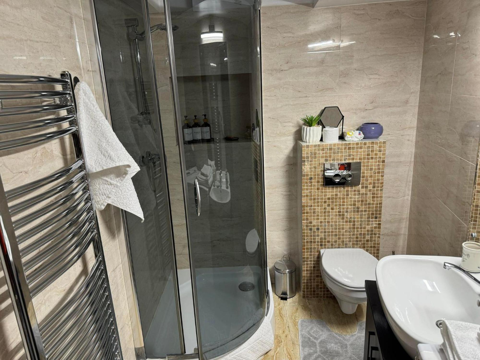 Pretty Luxury Apartament'S Cluj-Napoca Eksteriør bilde